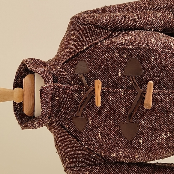 EUC ZARA Brown Wool Tweed Short Jacket with Leather & Wood Toggle Closures SZ: M - Picture 2 of 14